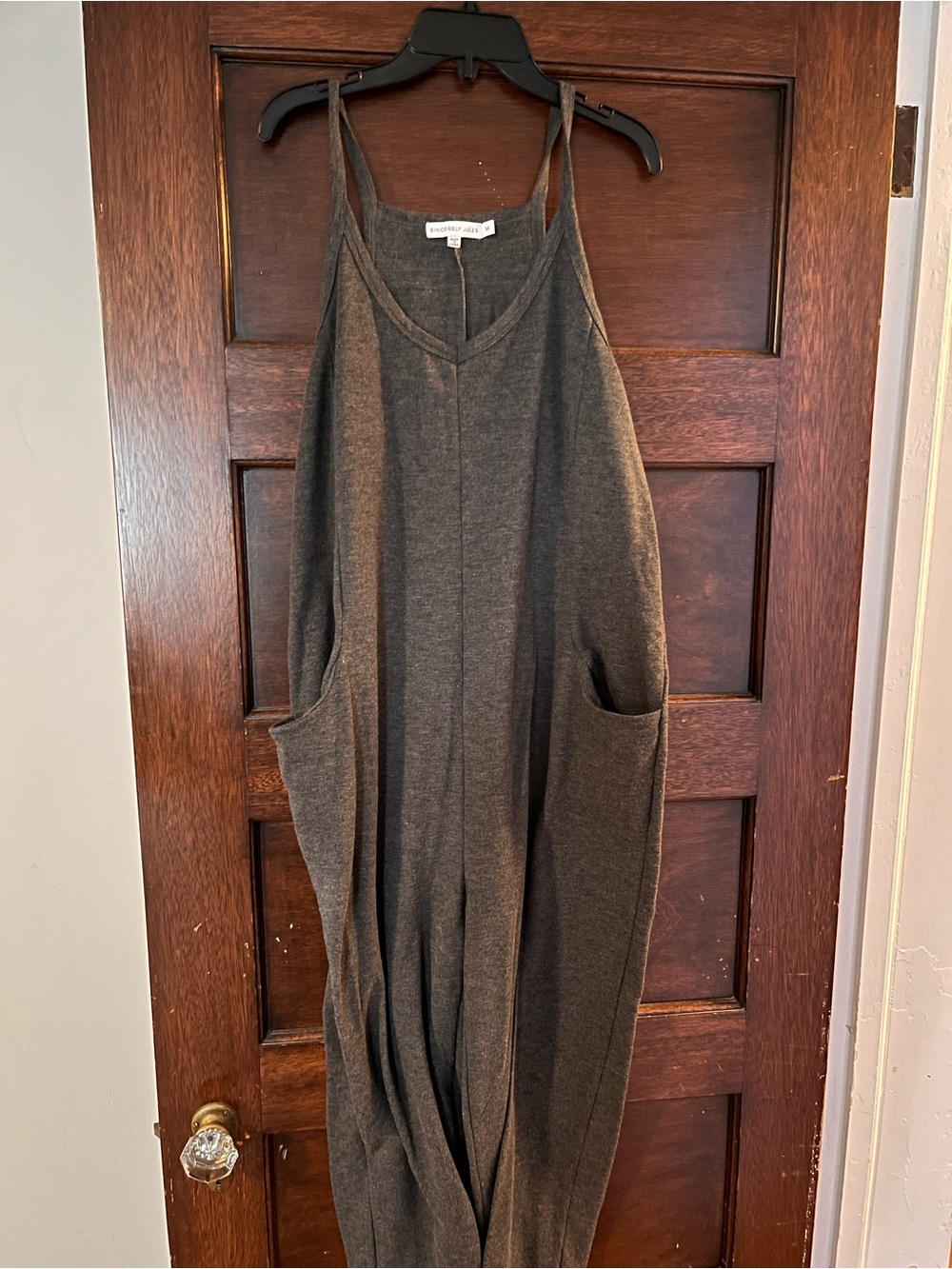 Sincerely Jules Gray V-Neck Wide-Leg Jumpsuit - Picture 3 of 4